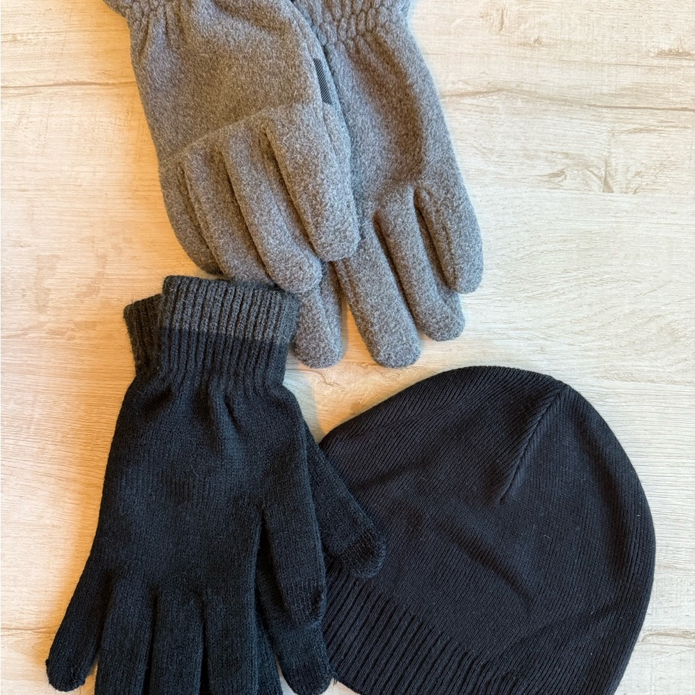 Men's Gray and Black Winter Gloves and Beanie Set - Timberland & Nautica